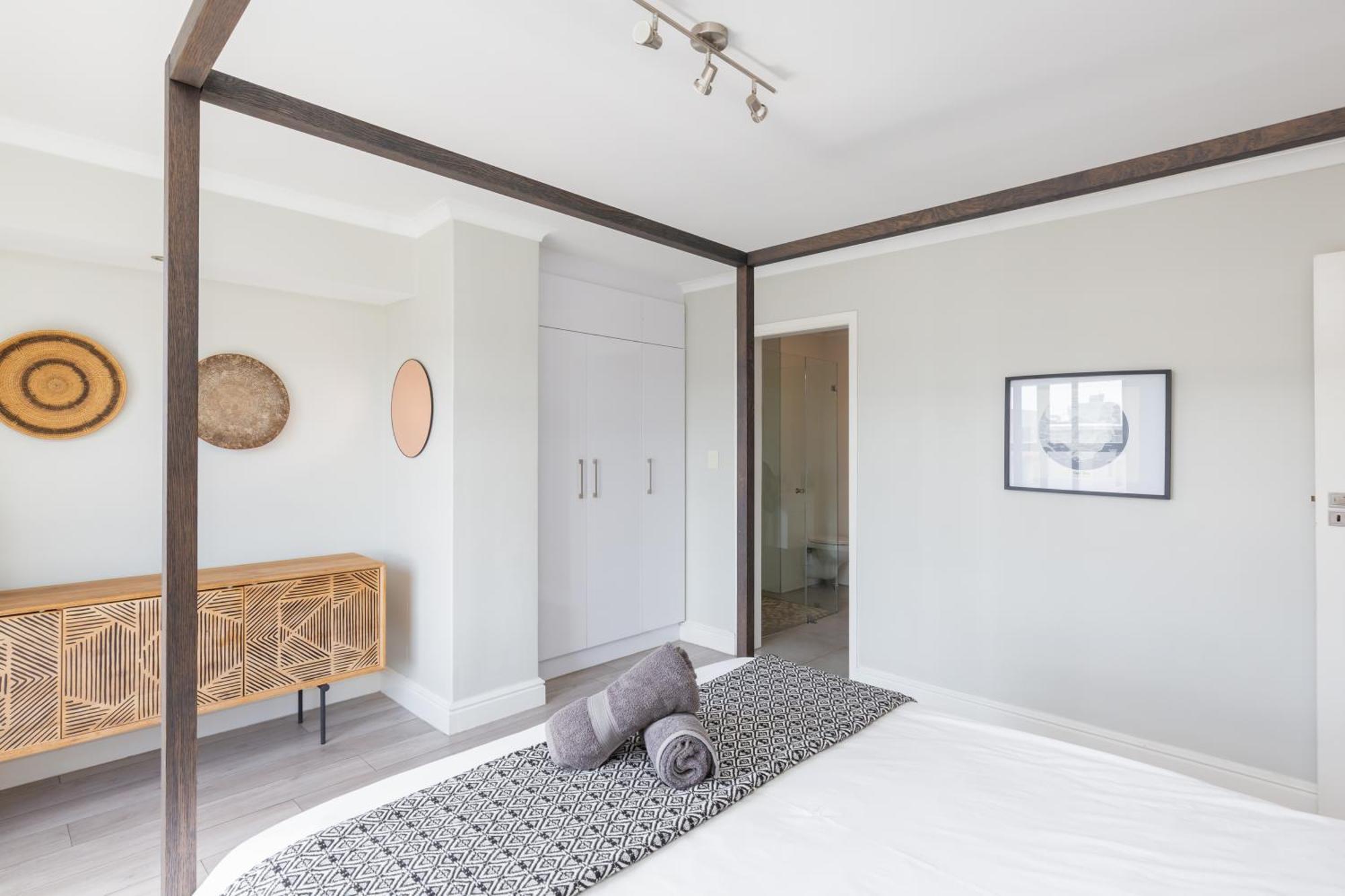 The Paragon Cosmo Sanctuary Sophisticated Mountain & Views *