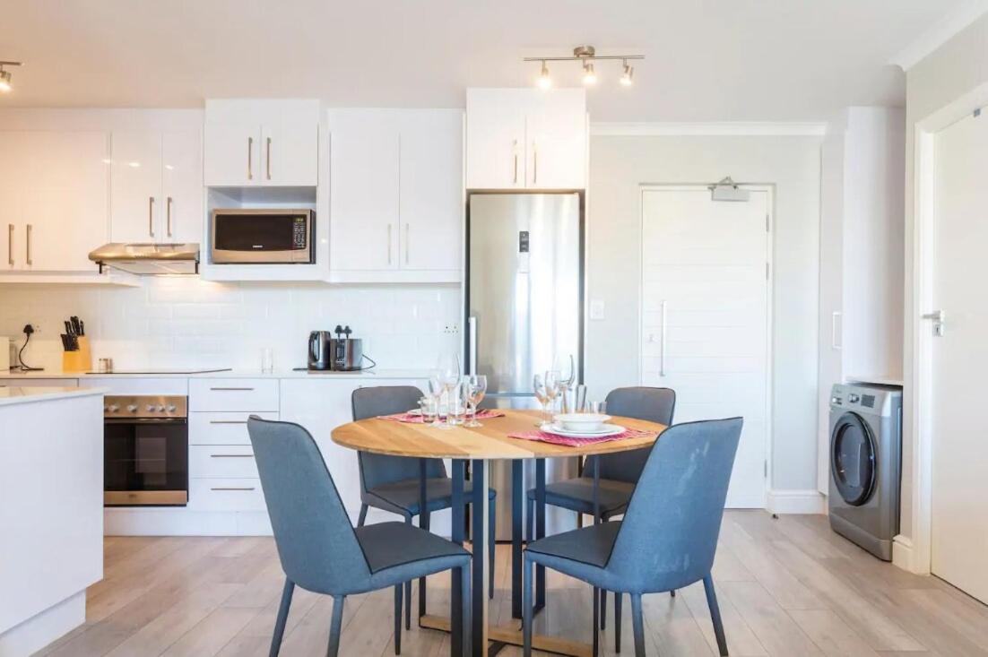 The Paragon Cosmo Sanctuary Sophisticated Mountain & Views *